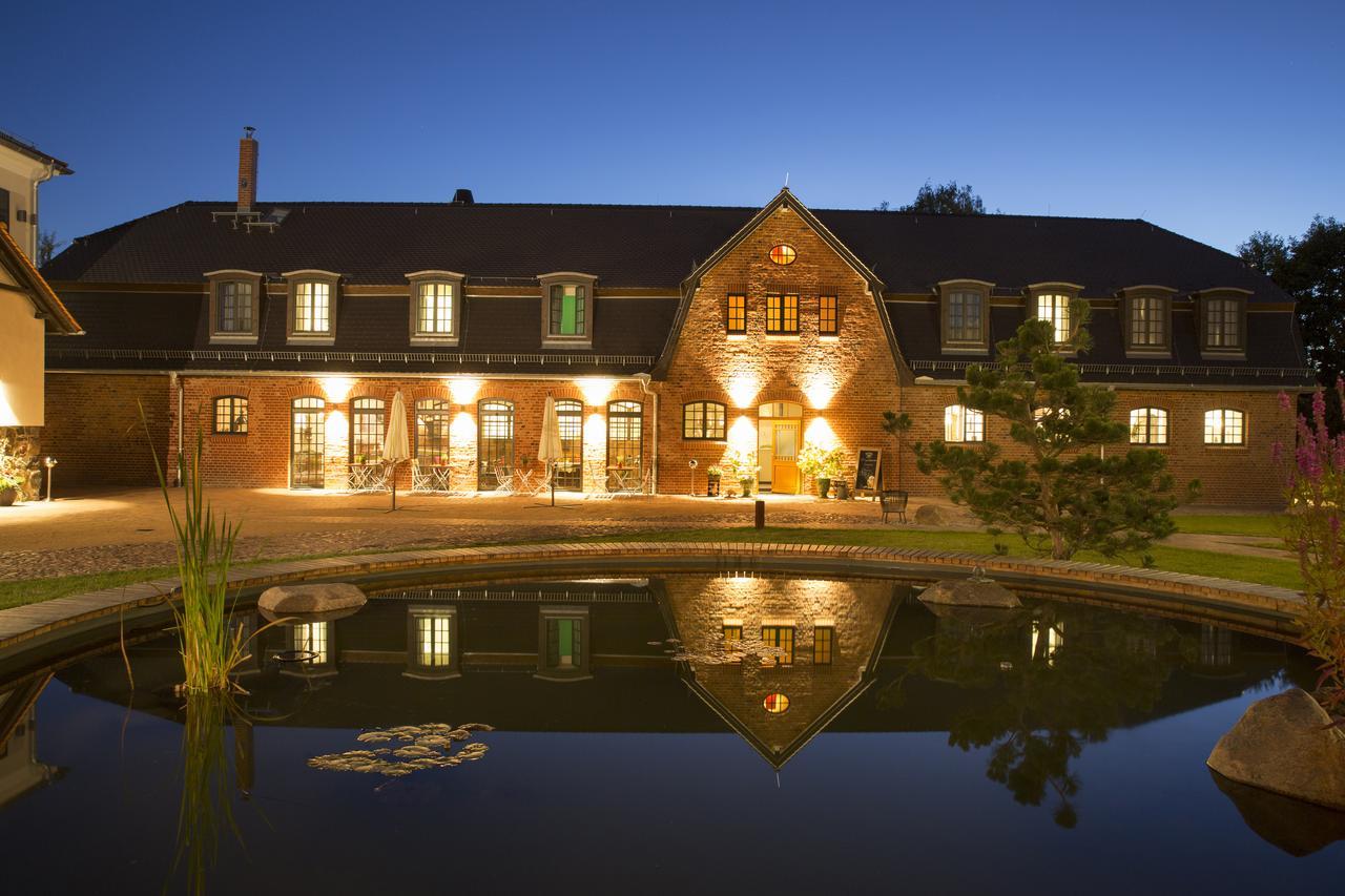 Hotel Paulinenhof Belzig Exterior foto